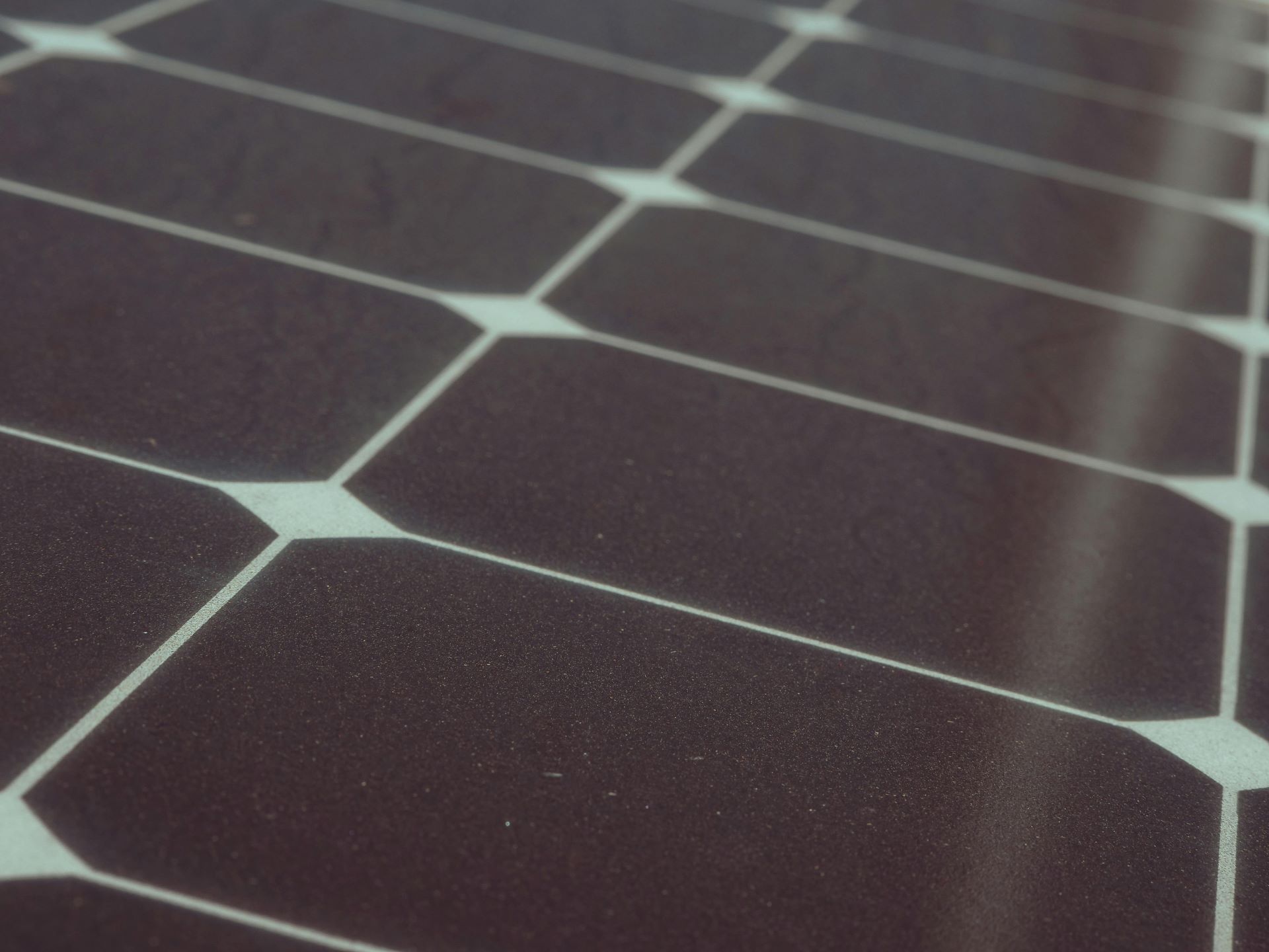Safe Solar Panel Cleaning in South African Conditions